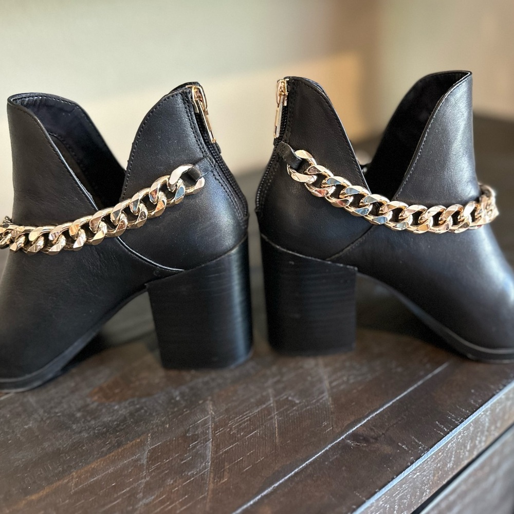 Steve Madden - Picture 4 of 4